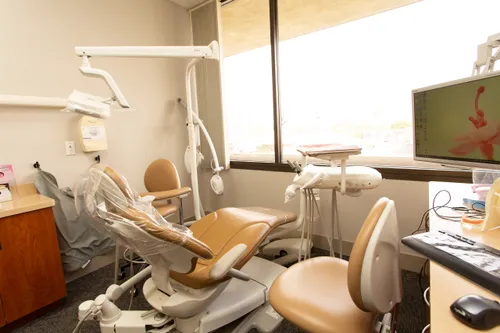 central dental implant